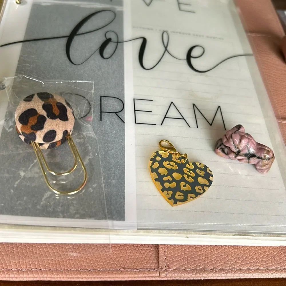 Stationary Bundle
